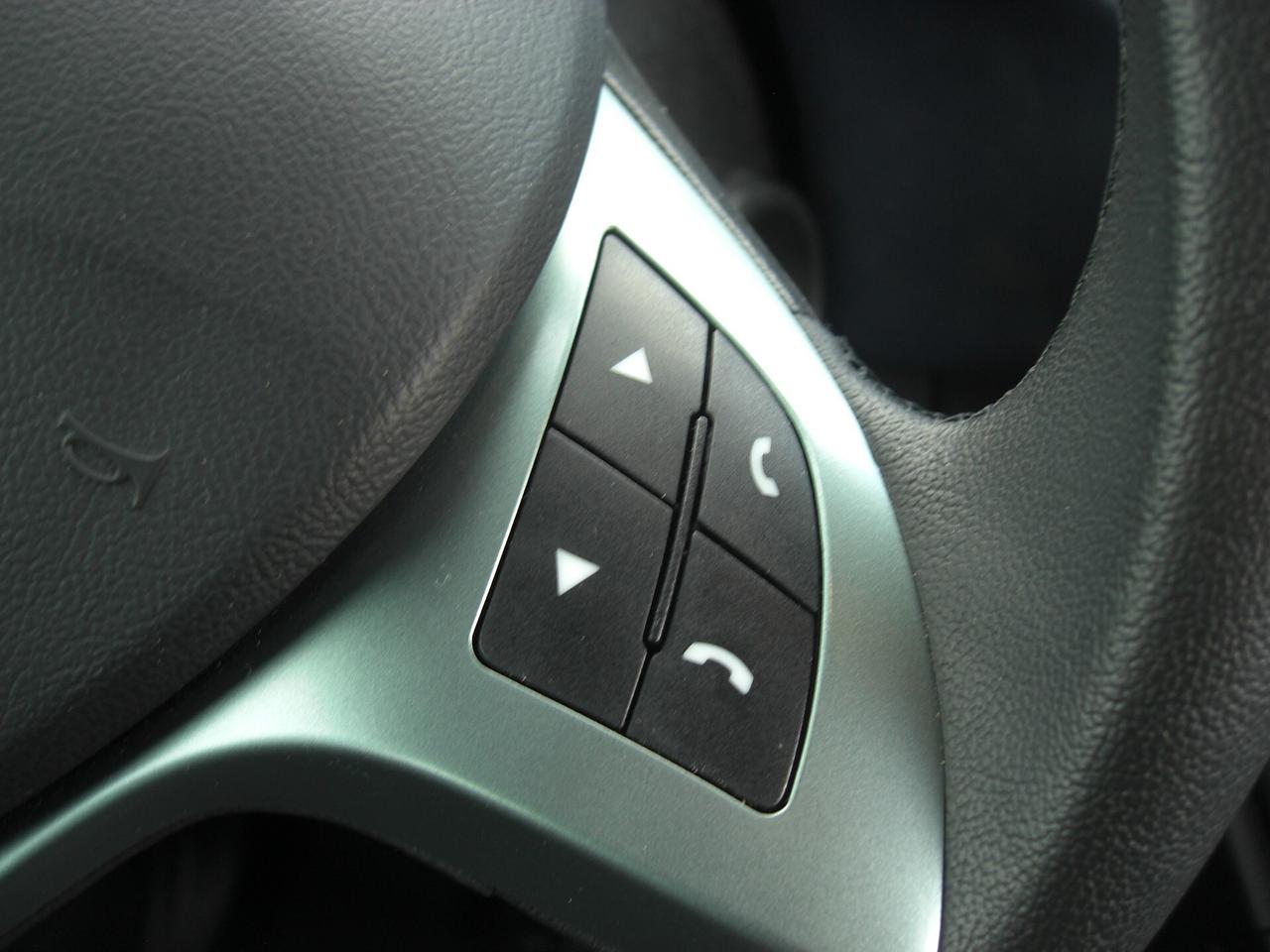 Lancia Ypsilon 1.0 FireFly 5 porte S&S Hybrid Platino