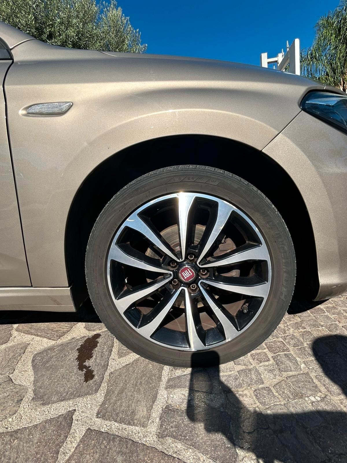Fiat Tipo 1.6 Mjt S&S 5 porte Lounge