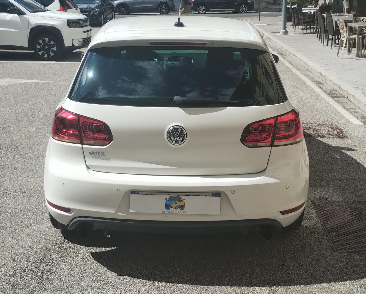 Volkswagen Golf GTI 2.0 TSI DSG 5p.