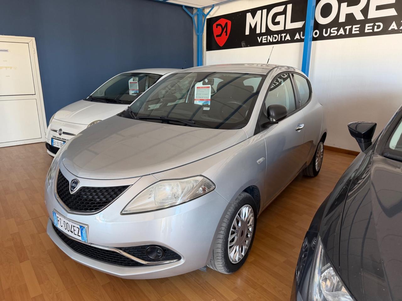 Lancia Ypsilon 1.2 69 CV 5 porte 2015