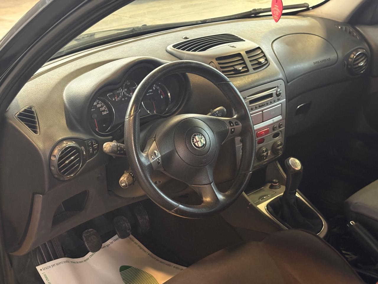 Alfa Romeo 147 1.6 16V TS (105) 5 porte Black Line