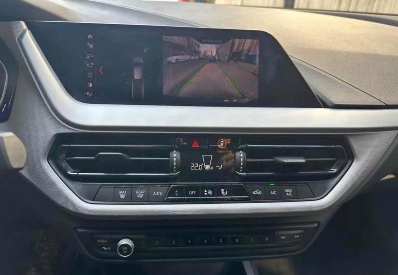 Bmw 116 116d 5p. Luxury