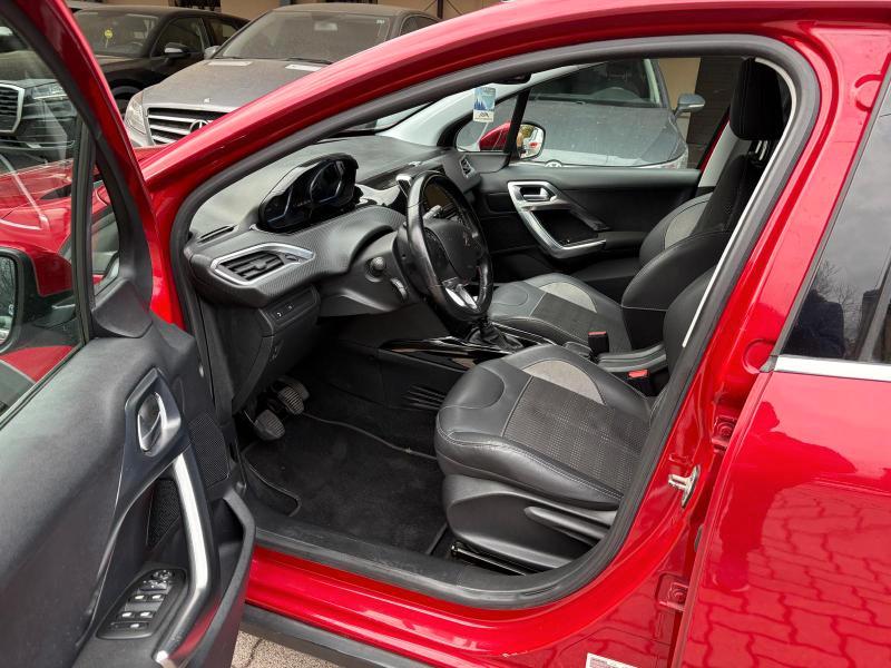 Peugeot 2008 2008 1.5 bluehdi Black Matt s&s 100cv OK NEPATENTAT