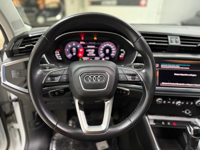 AUDI Q3 40 TDI quattro S tronic Business