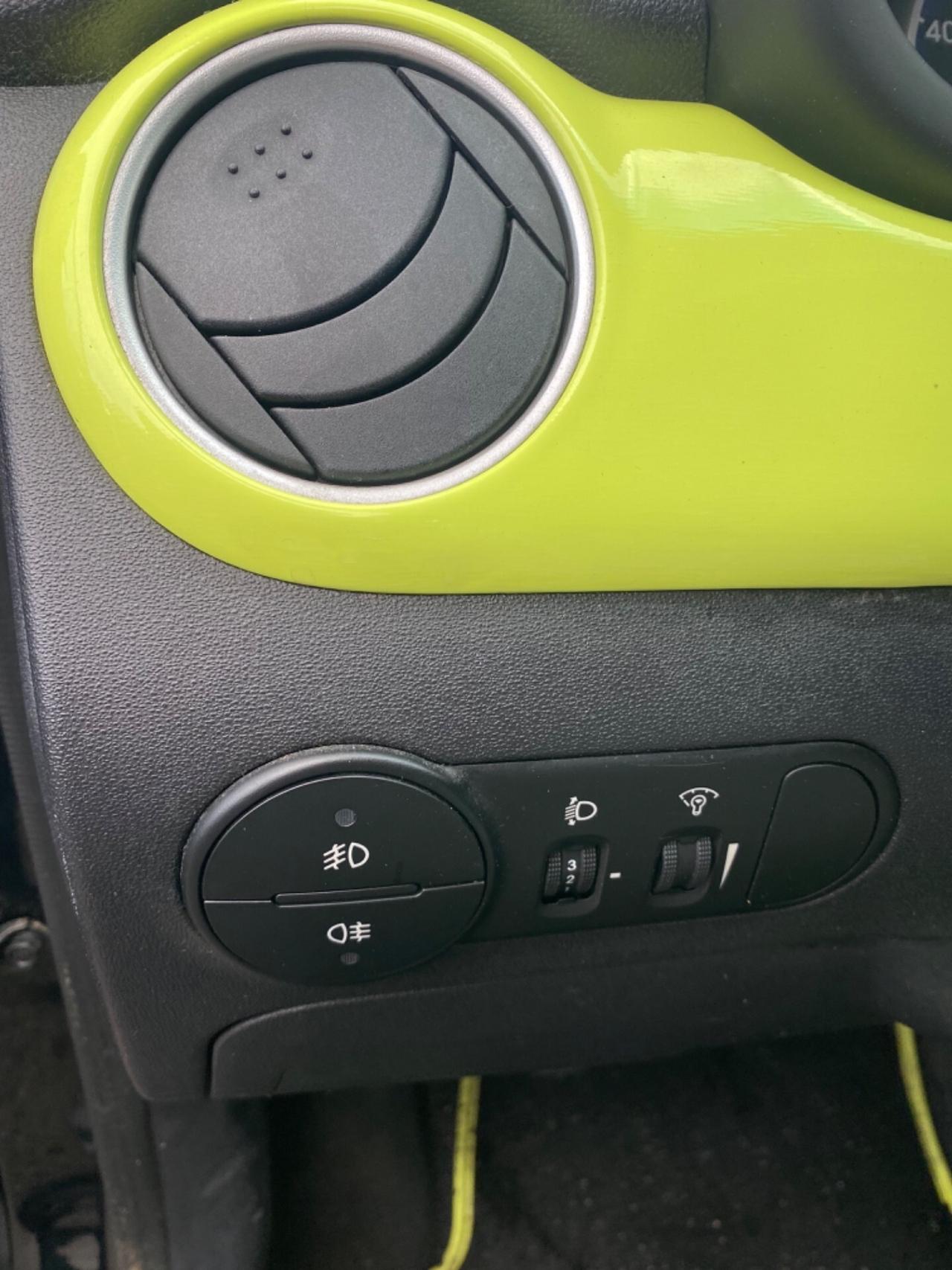 Hyundai i10 1.1 2011 Limited Edition TAGLIANDATA