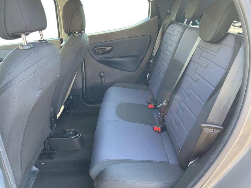 Lancia Ypsilon NUOVA My24 402 Platino 1.0