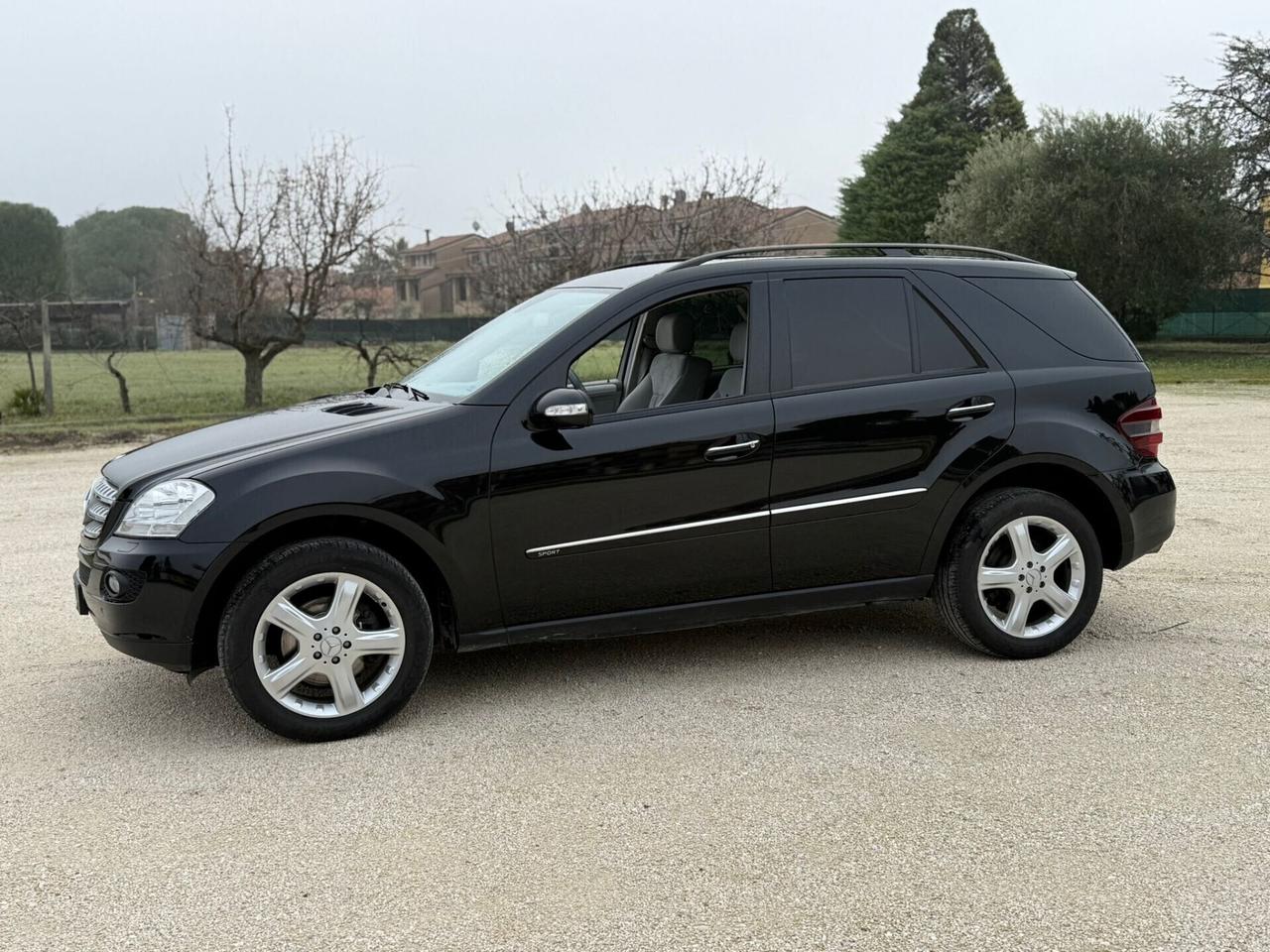 Mercedes ML 320 CDi Sport PERFETTO 135 milaKM