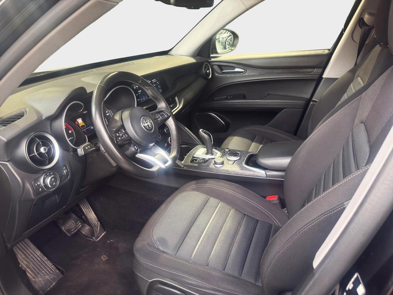 Alfa Romeo Stelvio 2.2 Turbodiesel 190 CV AT8 Q4 Business