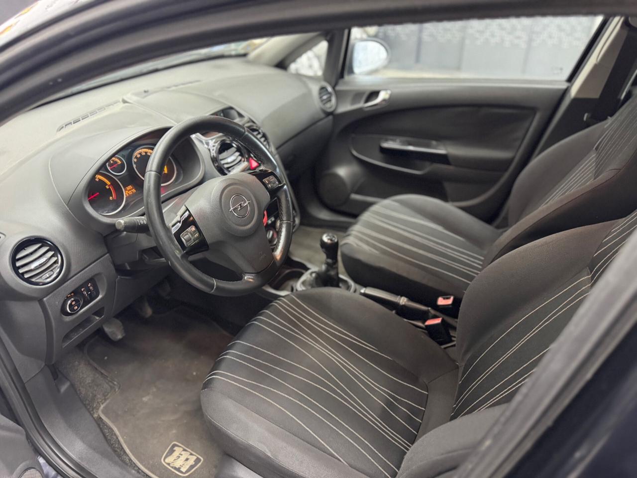 Opel Corsa 1.3 CDTI 5 porte ADATTA NEOPATENTATI
