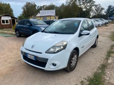 RENAULT CLIO 1.2 112.000KM ANNO 2012 ADATTA NEOPATENTATI