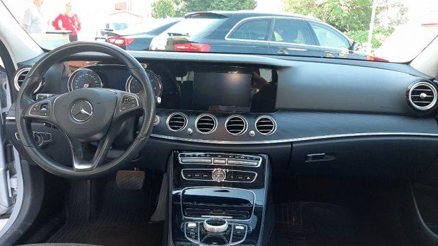 MERCEDES-BENZ E 220 d Auto Premium Sport N°FT461