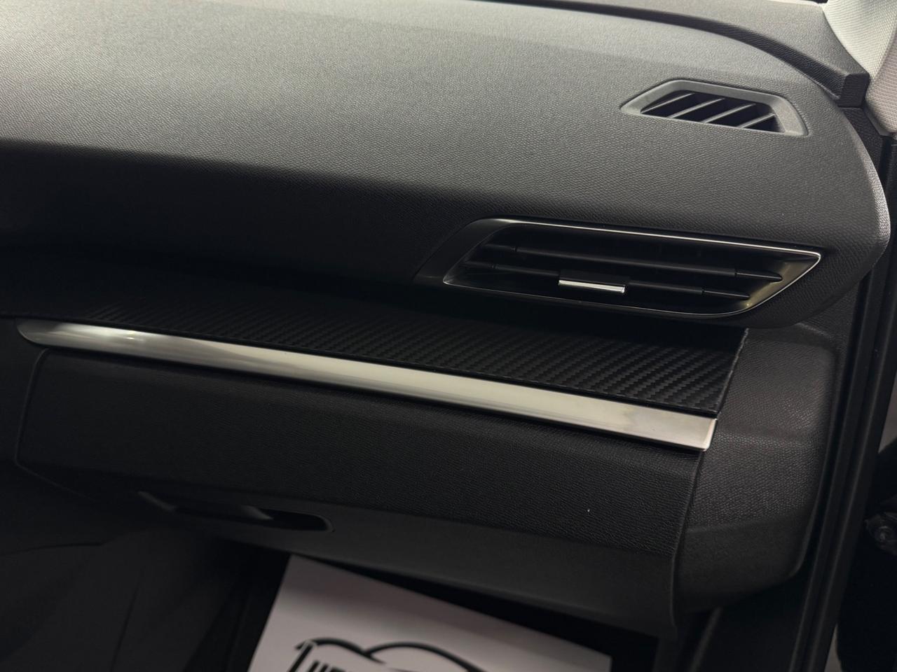 Peugeot 3008 BlueHDi 130 EAT8 Allure