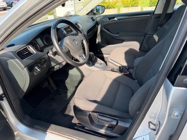 Volkswagen Jetta 1.6 TDI DSG BlueMotion Technology