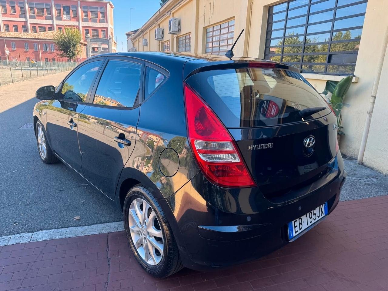 Hyundai i30 2010 1.6 Diesel 90CV 6m. 5p.