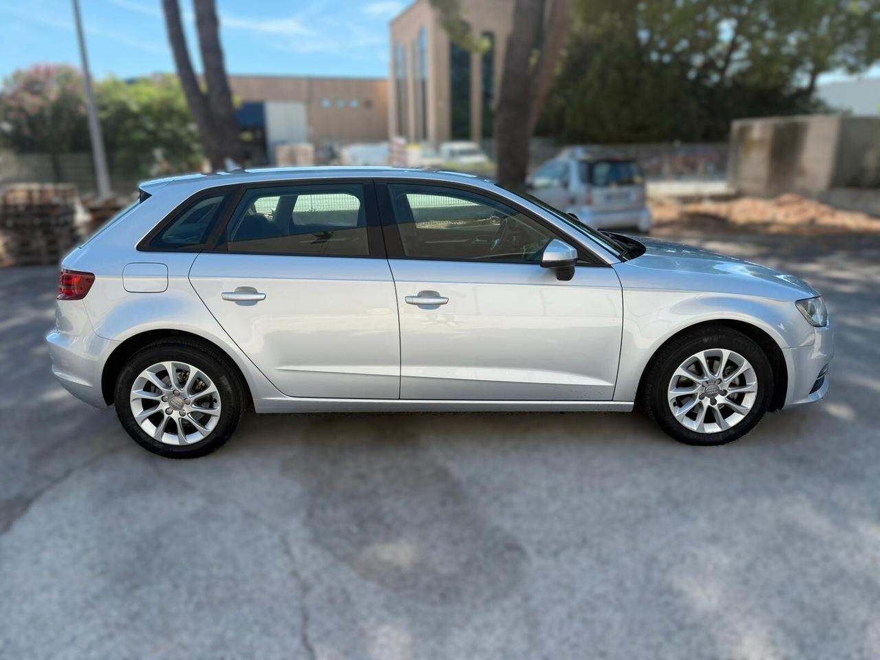 AUDI A3 SPB 1.6 TDI 2015 12 MESI DI GARANZIA