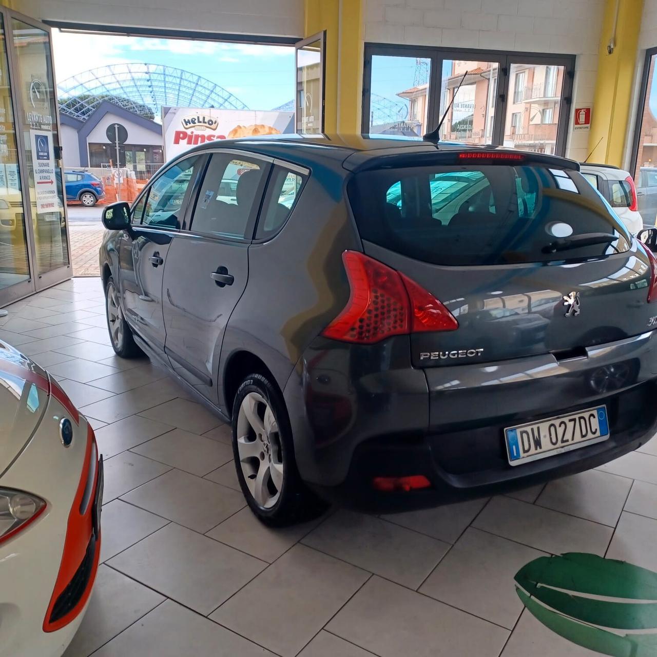 SPAZIOSA IDEALE PER FAMIGLIE 3008 1.6 HDI