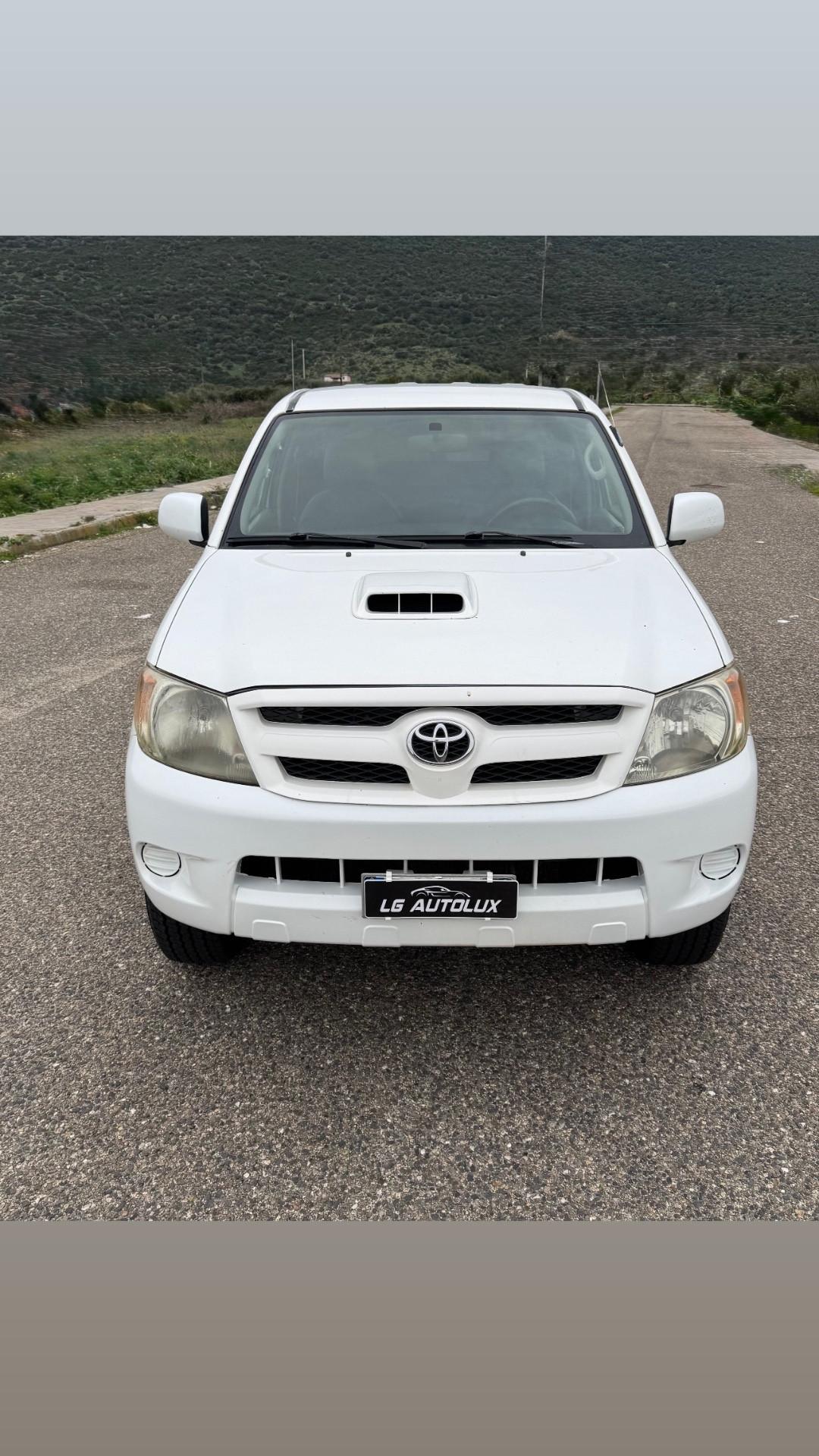 Toyota Hilux 2.5 D-4D 4WD 2p. Extra Cab DLX