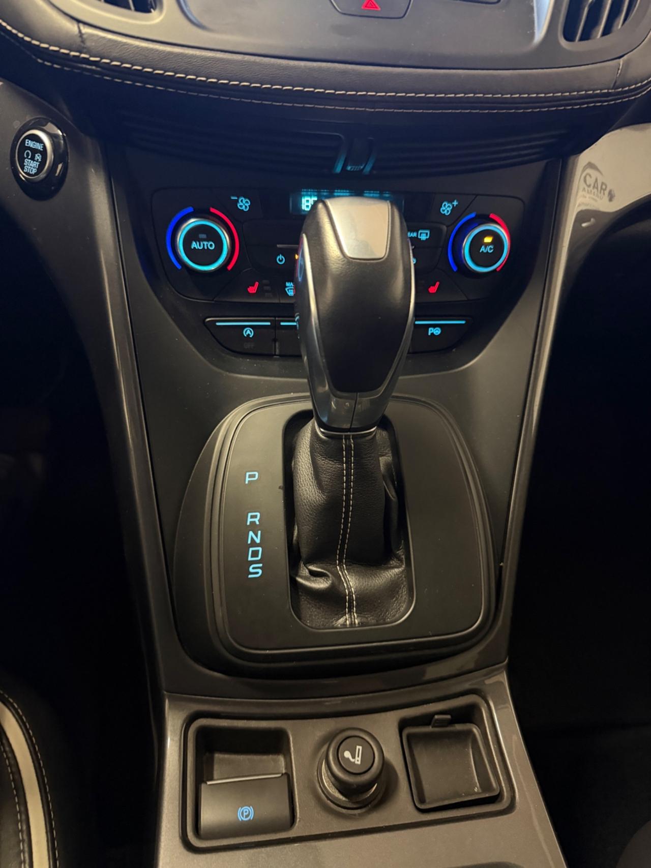 Ford Kuga 2.0 TDCI 180 CV S&S 4WD Powershift Vignale