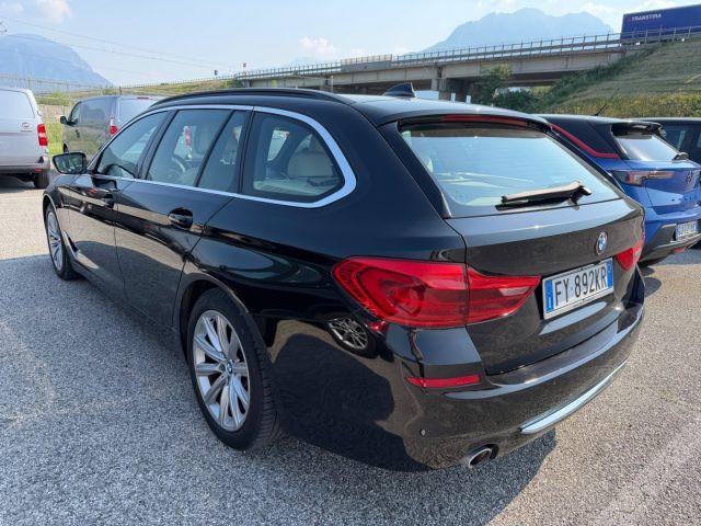 BMW 530 d xDrive Touring Luxury