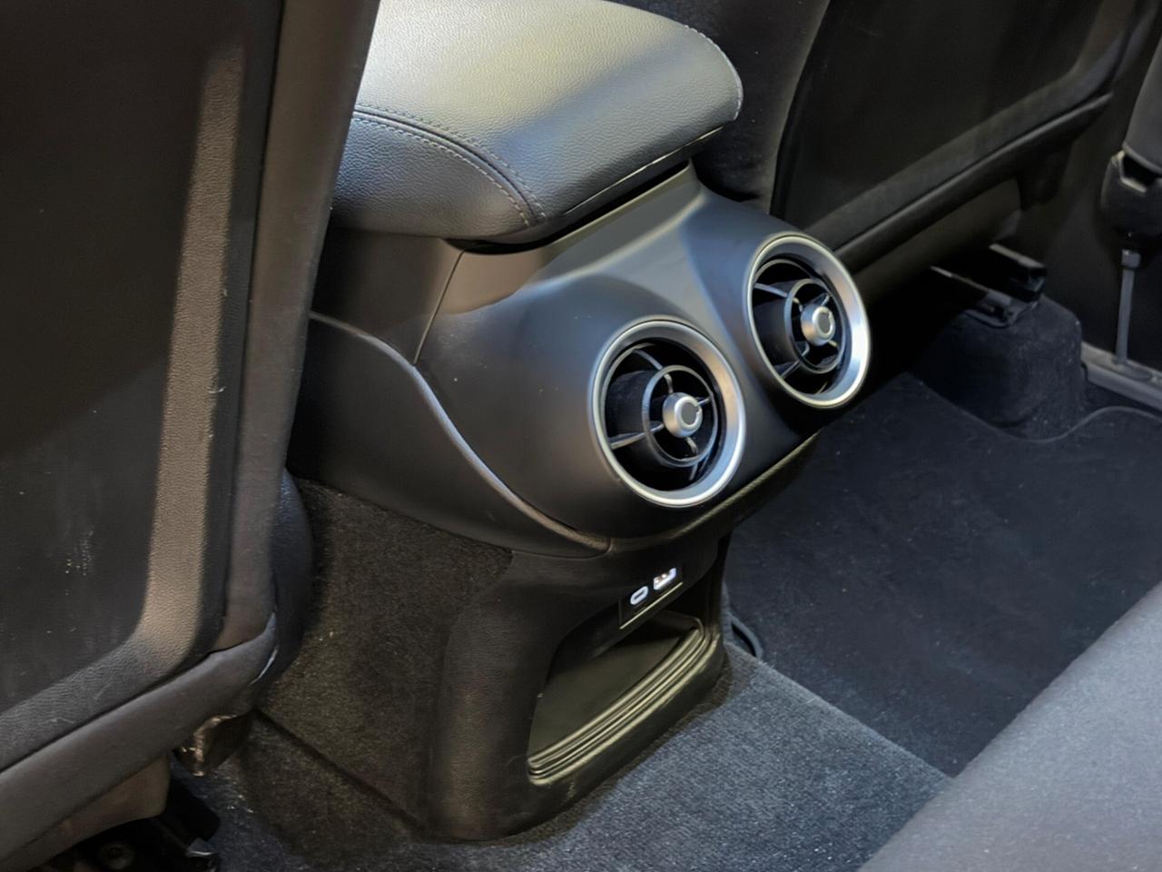 Alfa Romeo Stelvio 2.2 Turbodiesel 190 CV AT8 Q4 Super