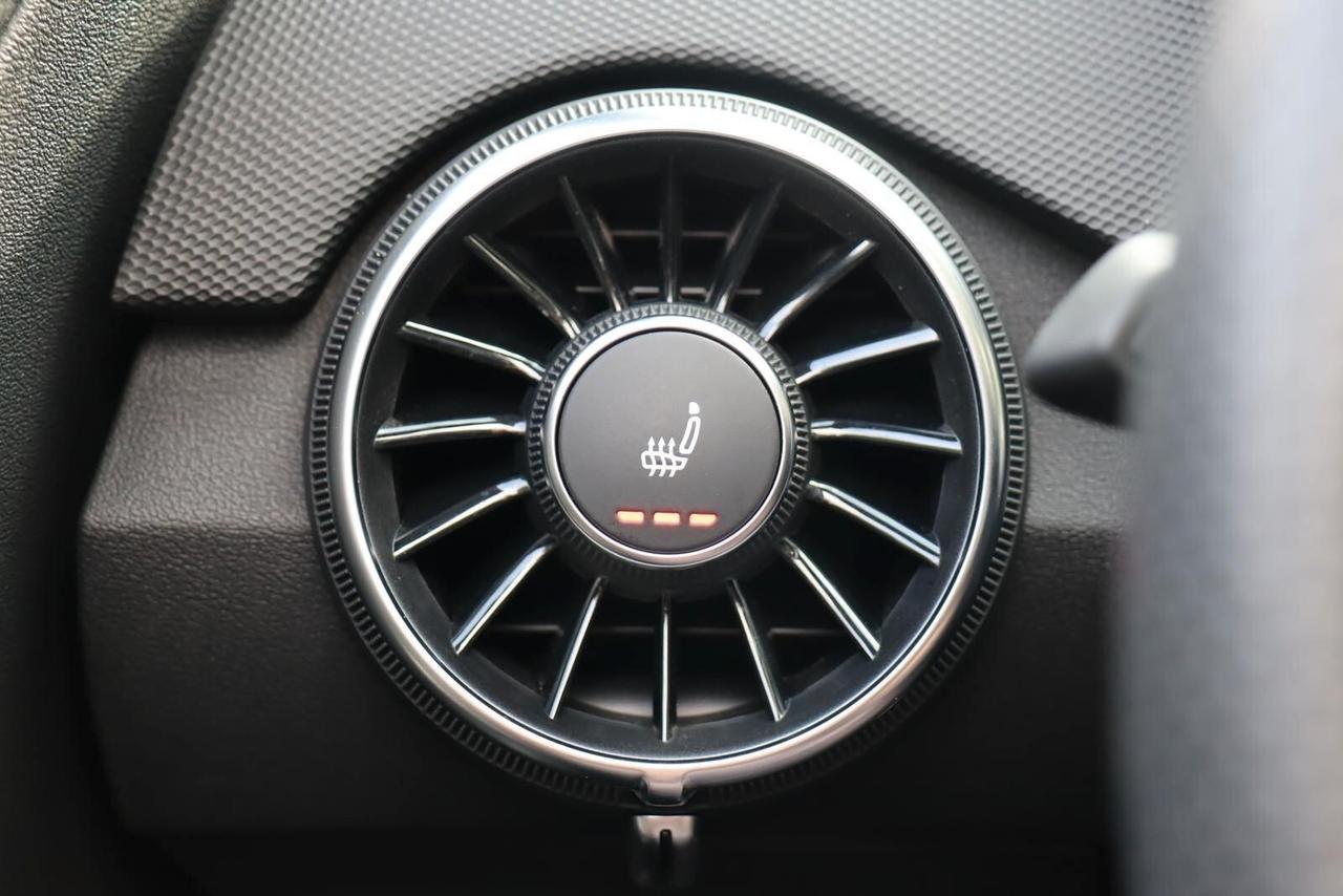 Audi TT Roadster 40 TFSI 3xS-LINE S-TRONIC