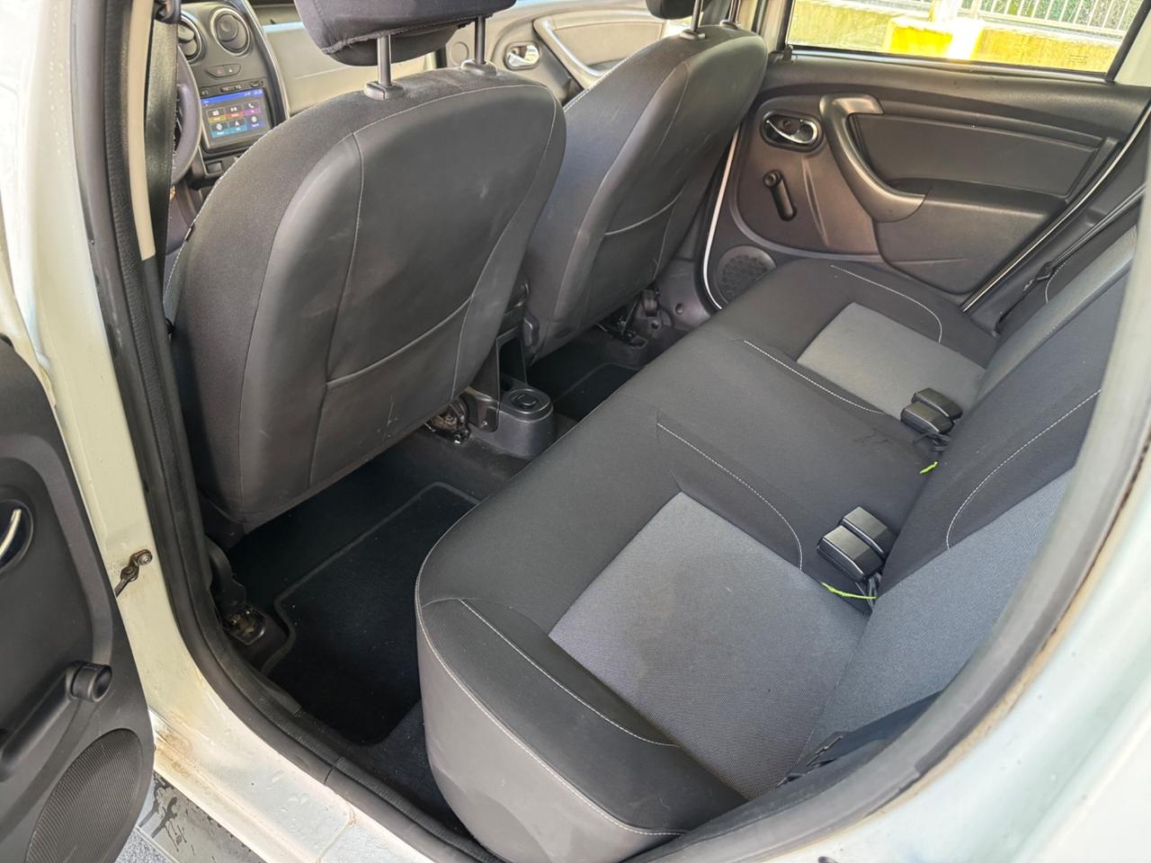 Dacia Duster 1.5 dCi 110CV 4x4 gancio traino EURO6 2016