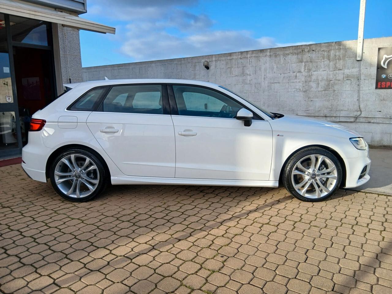 Audi A3 2.0 TDI 184 CV quattro SLINE