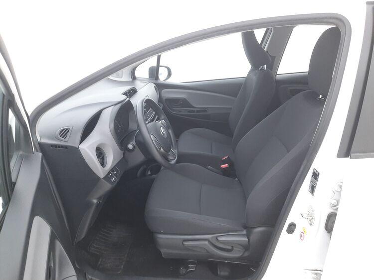 Toyota Yaris Hybrid Cool BR029170 1.5 Full Hybrid 101CV