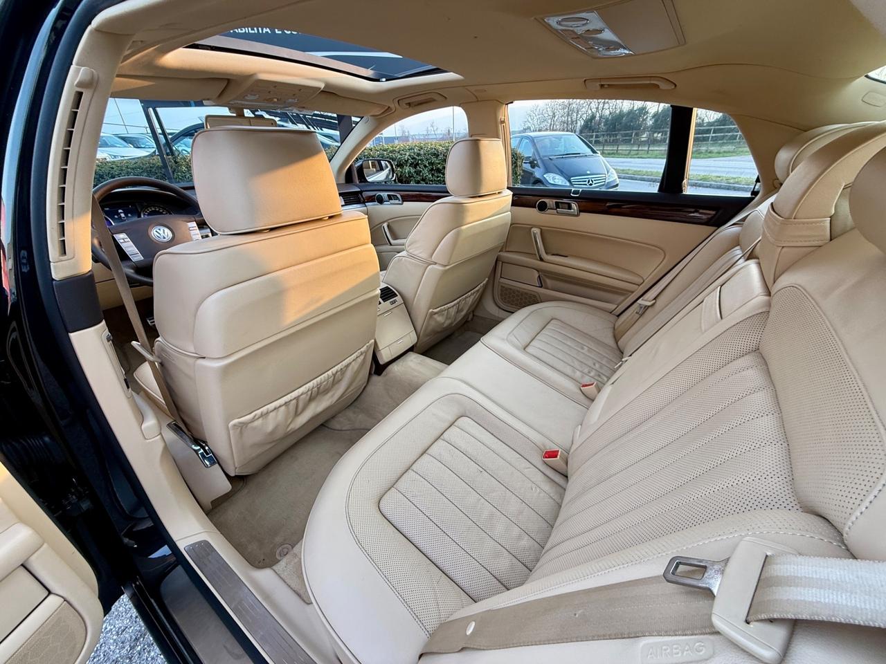 Volkswagen Phaeton 3.0/240 V6 TDI DPF 4mot. tip. 5 posti