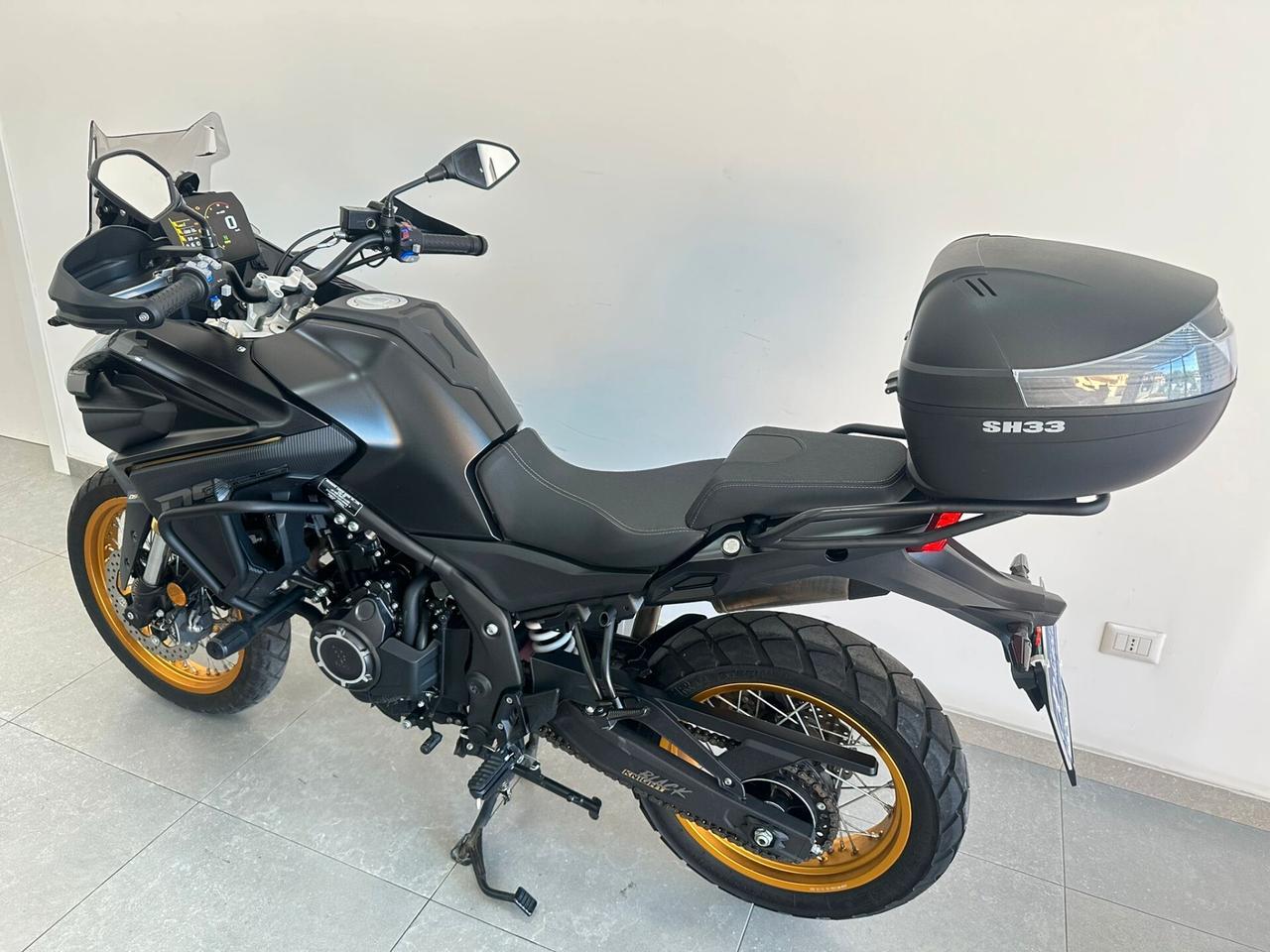 Voge Valico 525 Black Night