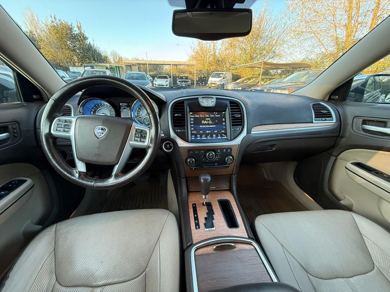 Lancia Thema 3.0 V6 Multijet II 239 CV Executive