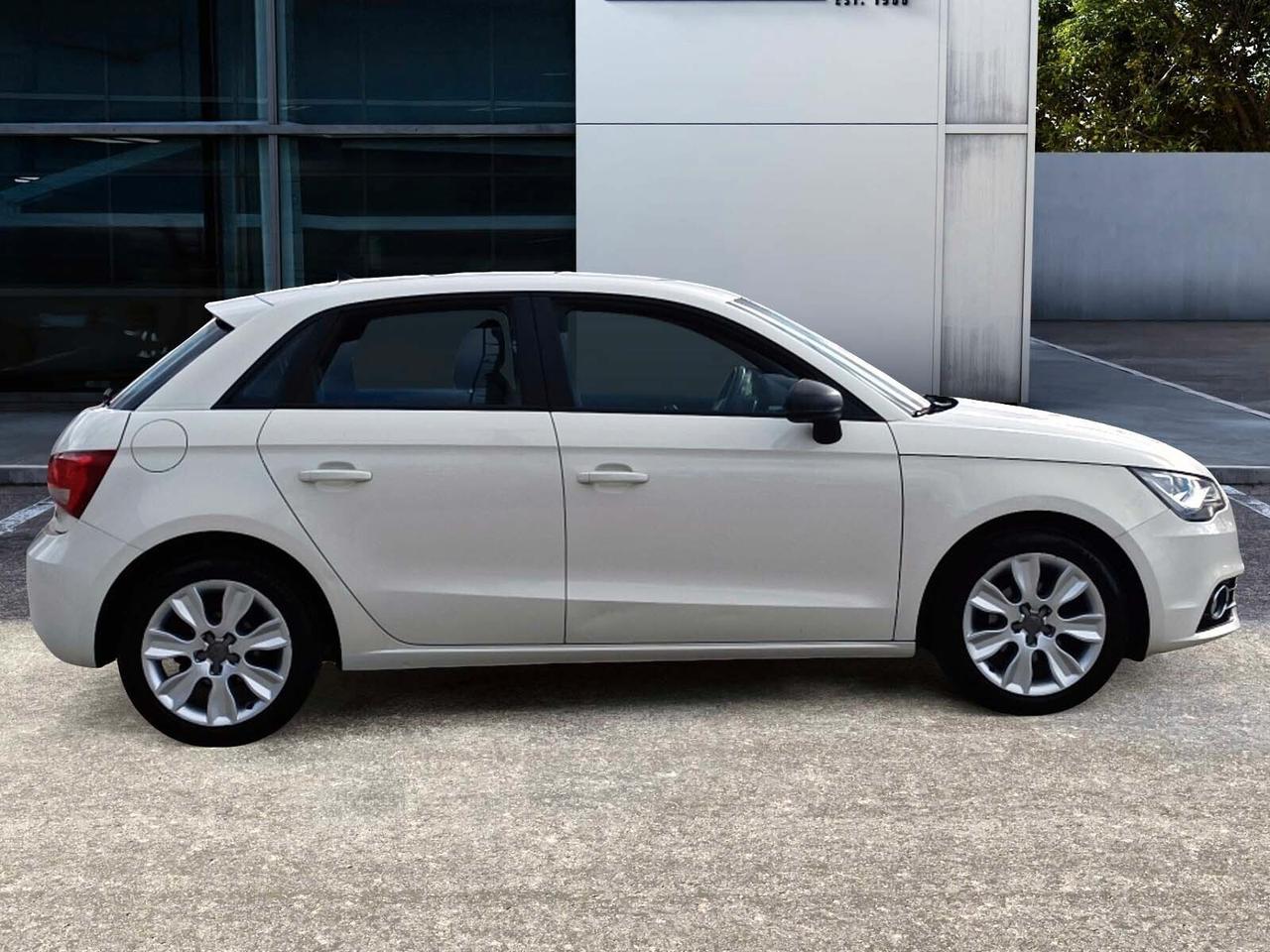 Audi A1 SPB 1.6 TDI Ambition LED, Perfetta!