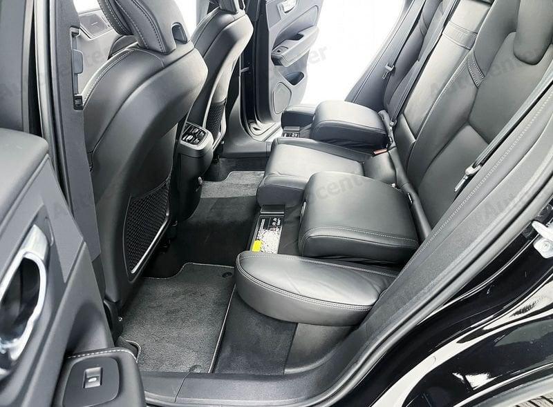 Volvo XC60 XC60 B4 (d) FWD 197CV GEARTRONIC R DESIGN