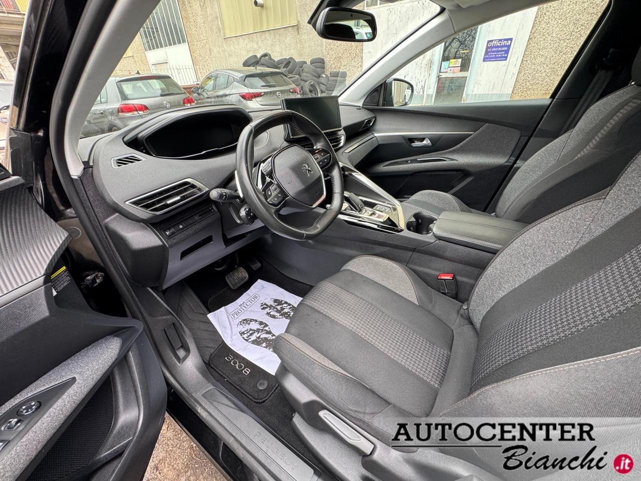 Peugeot 3008 3008 1.5 bluehdi Active Business s&s 130cv eat8