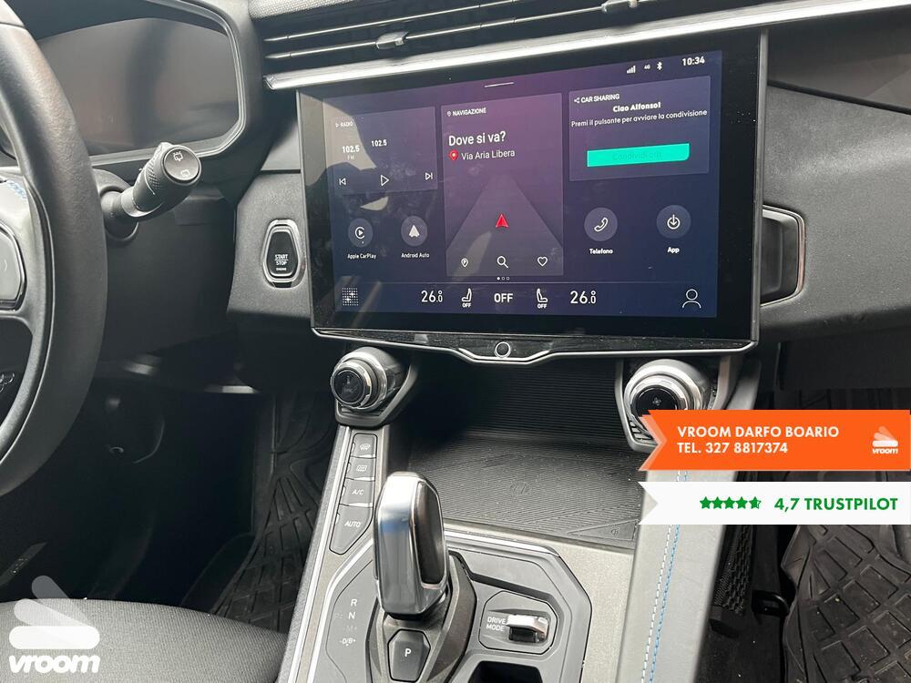 LYNK&CO 01 01 PHEV
