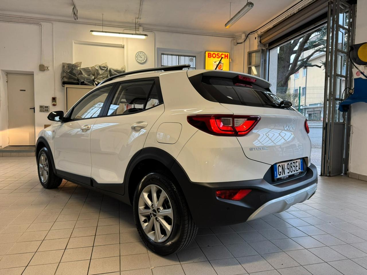 KIA STONIC 1.2 OK NEOPATENTATI URBAN