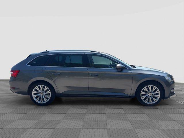 SKODA Superb Superb 2.0 TDI EVO SCR Wagon Style DSG