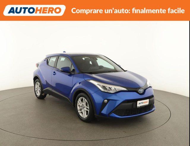 TOYOTA C-HR 1.8 Hybrid E-CVT Business