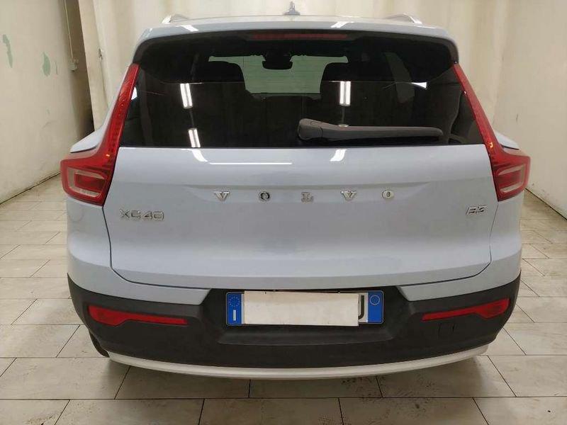 Volvo XC40 2.0 b3 Core auto