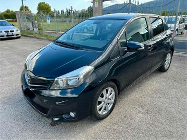Toyota Yaris 1.4 D-4D 5 porte Lounge TETTO PANORAMICO FULL