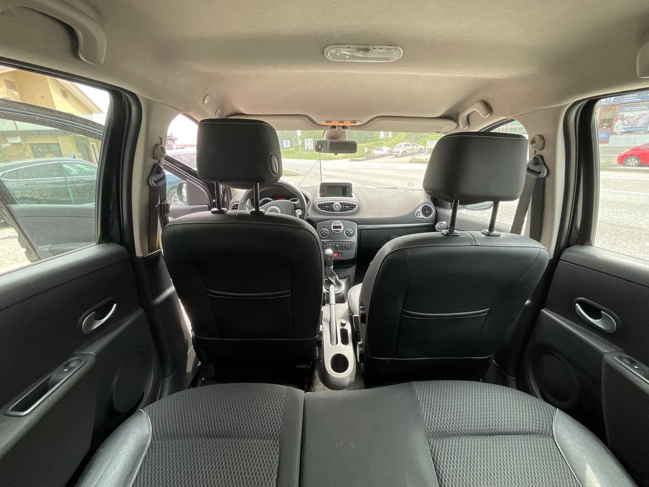 Renault Clio 1.2 16V SporTour Luxe