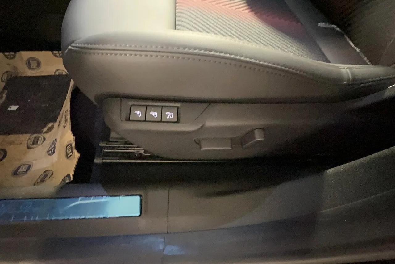 Alfa Romeo Junior 1.2 136 CV Hybrid eDCT6 Speciale