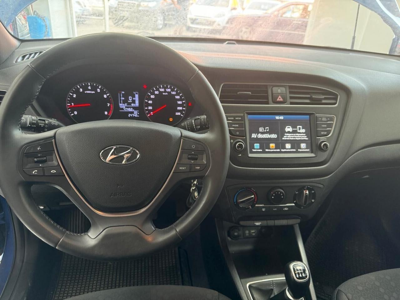 Hyundai i20 1.2 5 porte Econext Connectline - Danneggiata
