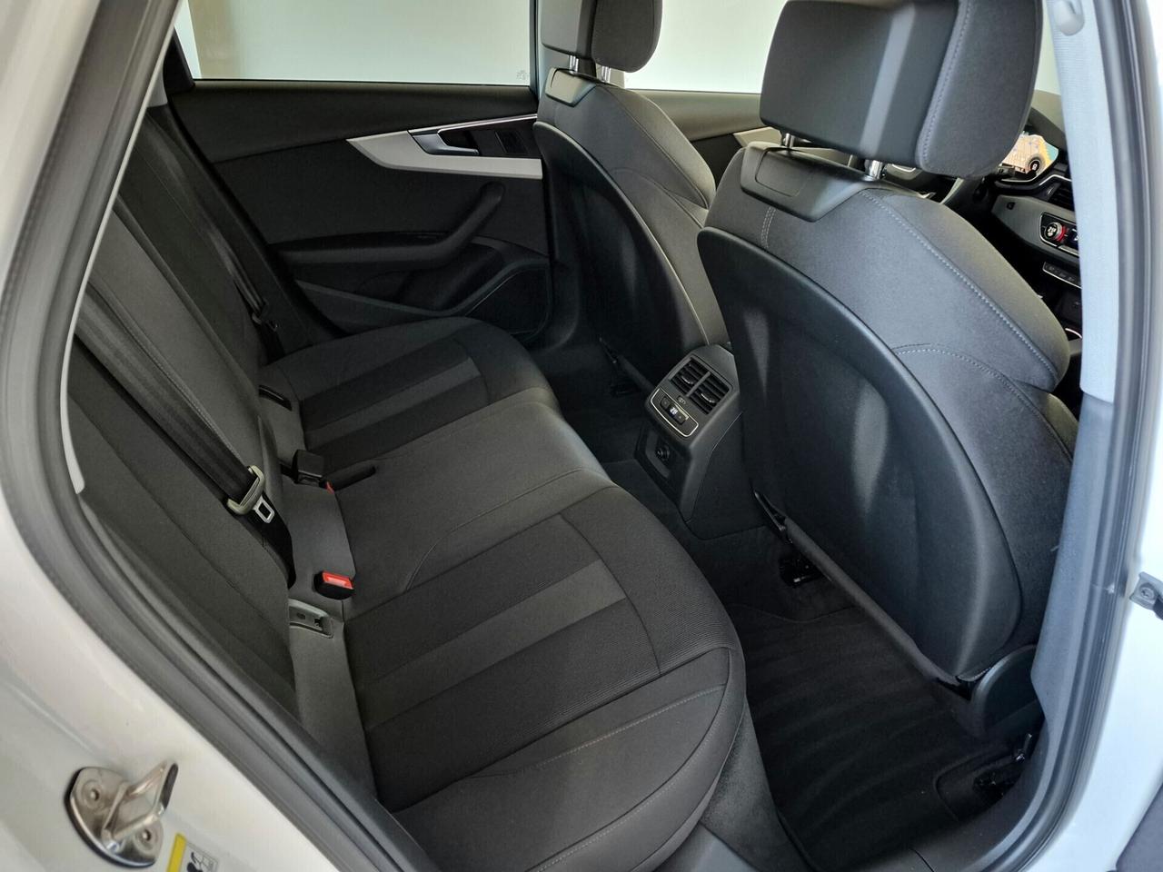 Audi A4 AVANT 40 2.0 TFSI MHEV QUATTRO 204CV S TRONIC TETTO LED NAVI CARPLAY