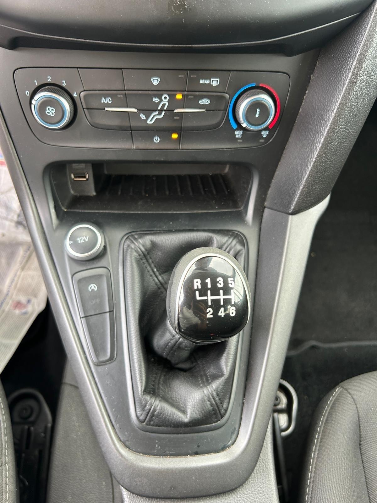 Ford Focus 1.5 TDCi 95 CV SW Plus-2015