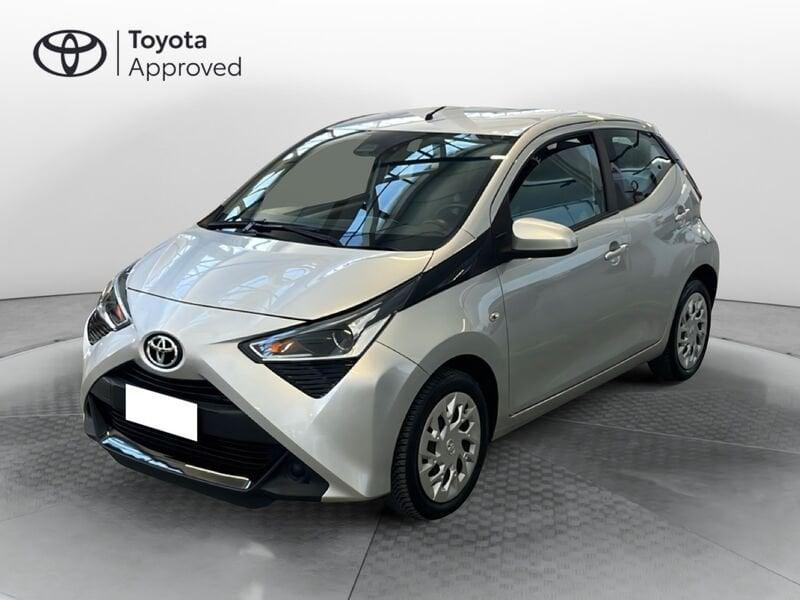 Toyota Aygo Aygo Connect 1.0 VVT-i 72 CV 5 porte x-play
