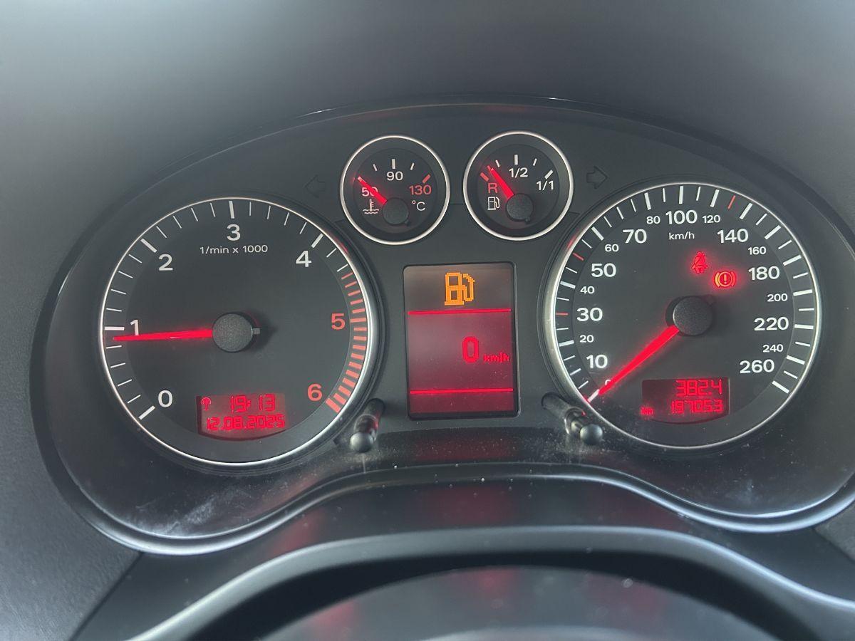 AUDI - A3 - 2.0 TDI 140CV S LINE