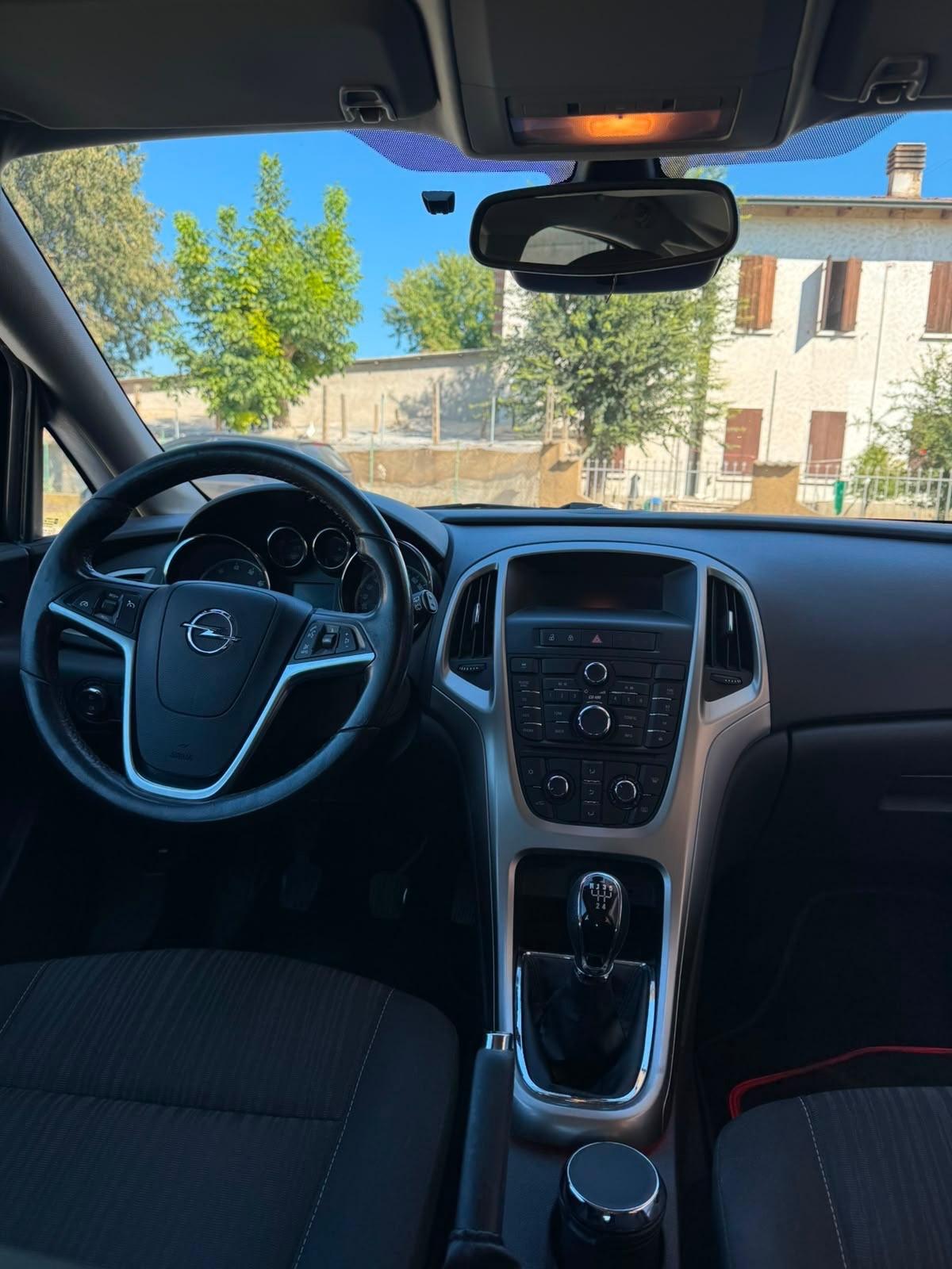 Opel Astra 1.4 100CV 5 porte Elective