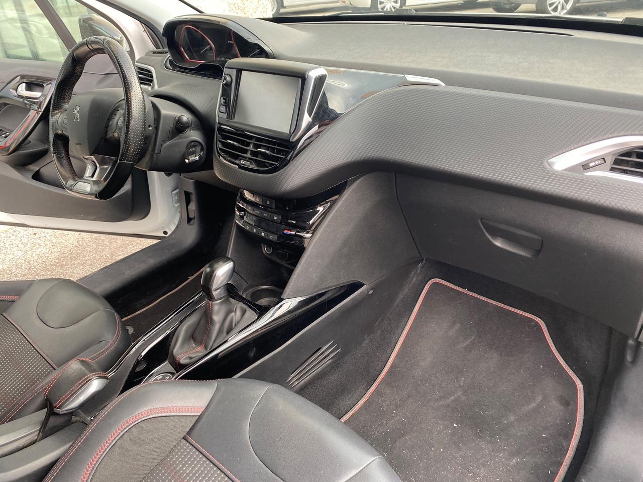 Peugeot 2008 BlueHDi 100 GT Line - 2017