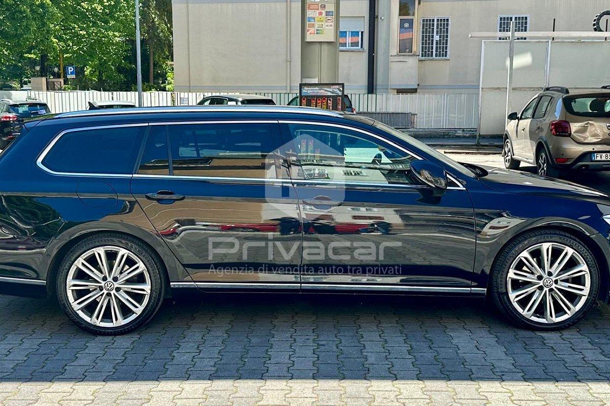 VOLKSWAGEN Passat Variant 2.0 TDI DSG Executive BlueMotion Tech.